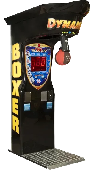 Boxer Dynamic boksemaskine til køb — Den mest kendte silhuet på markedet. Robust, pålidelig og perfekt til barer, sportsbarer og natklubber der bare skal have en boksemaskine der virker.